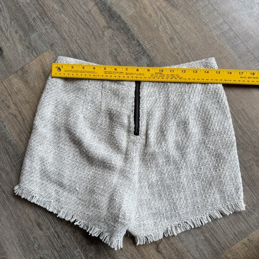 Free People Cream Off-White Tweed Shorts Frayed Hem‎ High Waist Women's Size 6